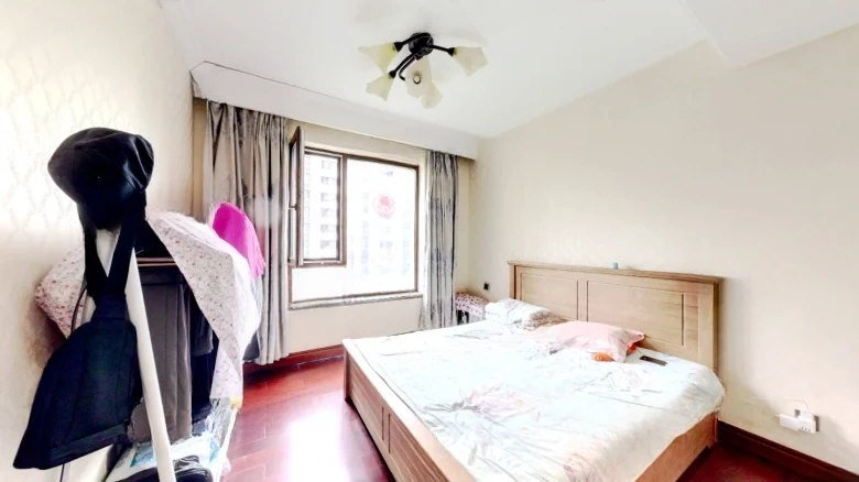 Vanke Bordeaux Garden - View 2