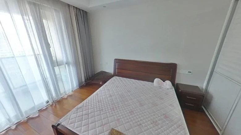 Green City Rose Garden - View 2