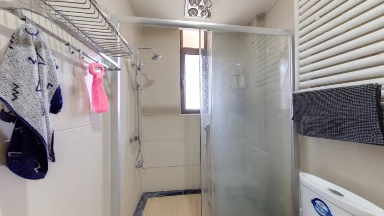 Cambridge Manor - View 13