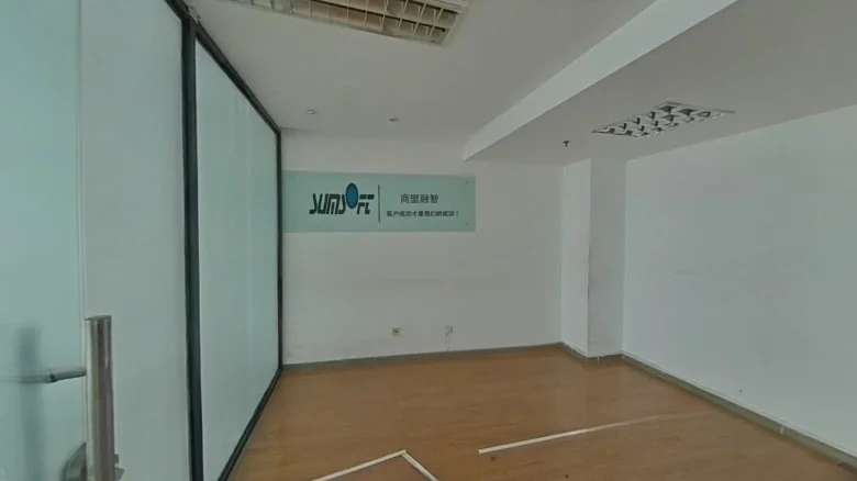 Yizhong Bank Street - View 6