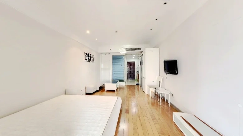 Golden Dragon Tower Complex - View 1