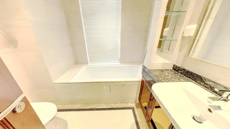 Elegant Ode Residence - View 21