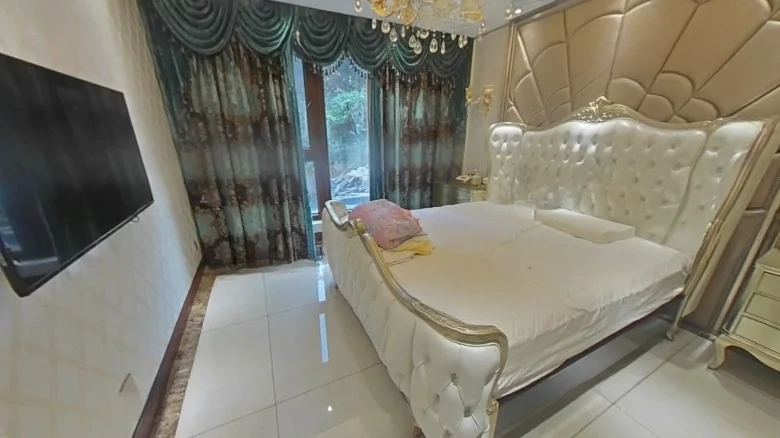 Tian Shan Nine Peaks - View 4