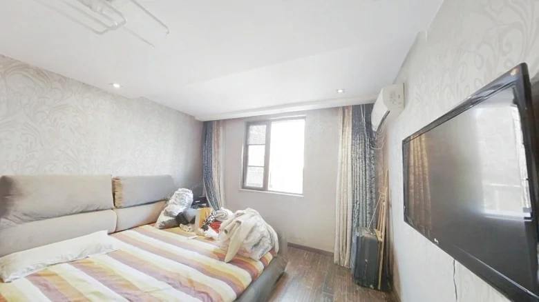 East District of Halfhill International Garden - View 2