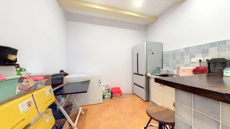 Lakeside Radiant Bay New Manor West District - View 2