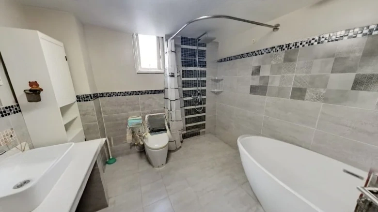 National Style Upper View - View 9