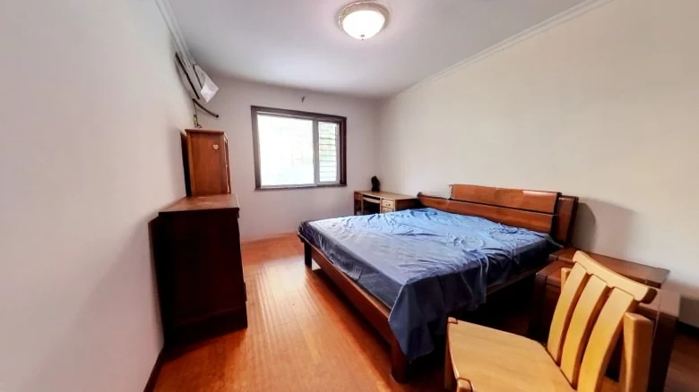 Forest View Manor - View 4