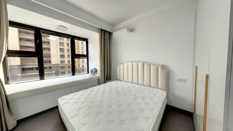 Longhu Liyuan - View 4