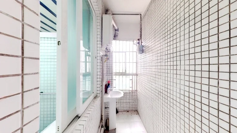 Golden Emperor Garden - View 10