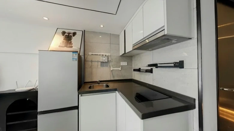 Cloudy Bliss Bay - View 6