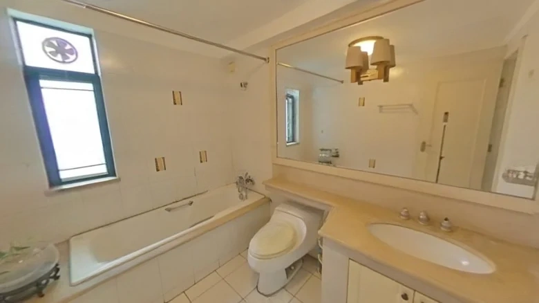 Poly Champagne Garden - View 10