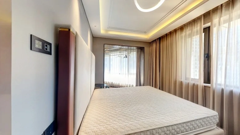 Zunyue Guanghua - View 4