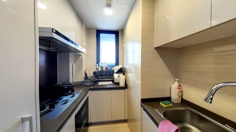 Hoskin Plaza - View 8