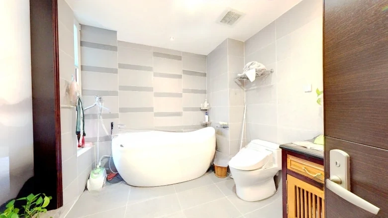 Ocean Retreat Verdant Courtyard - View 16