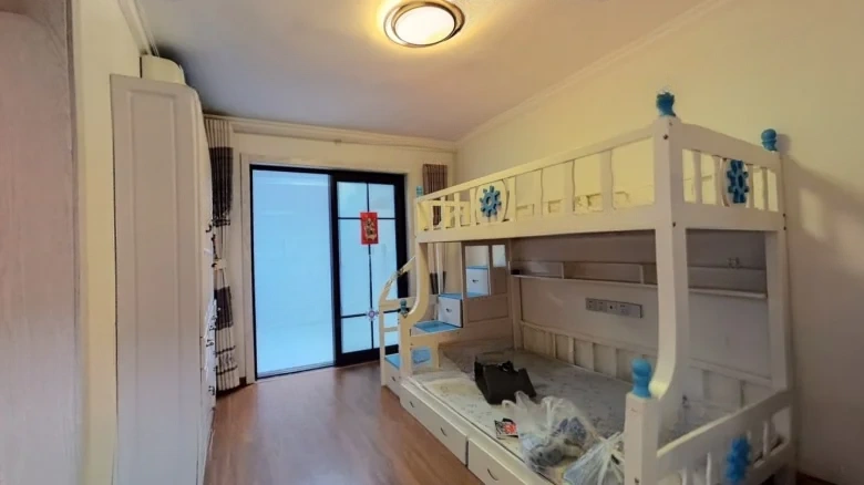 Xianxia Road - View 3