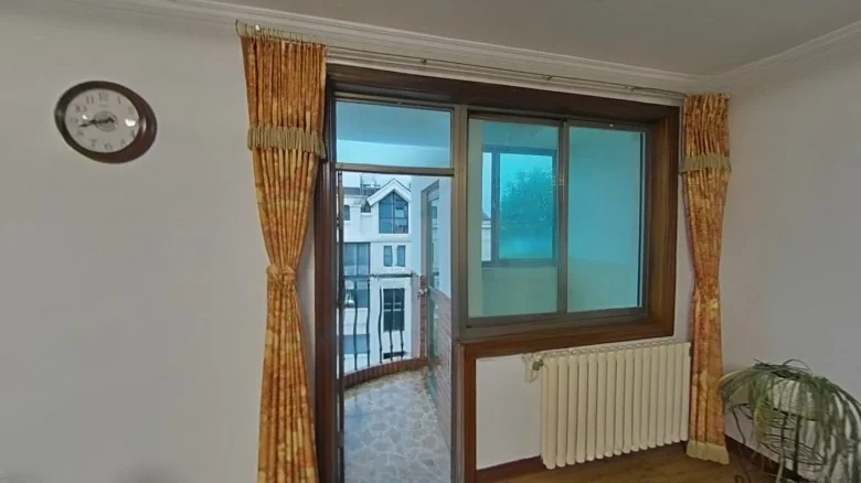 Eminent Scholar Garden - View 12