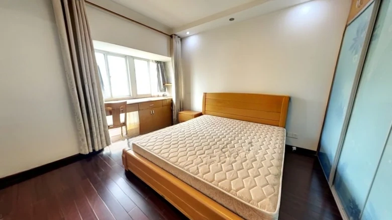 Hanlin Yuan - View 1