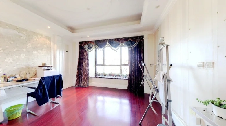 Wanda Mansion - View 3