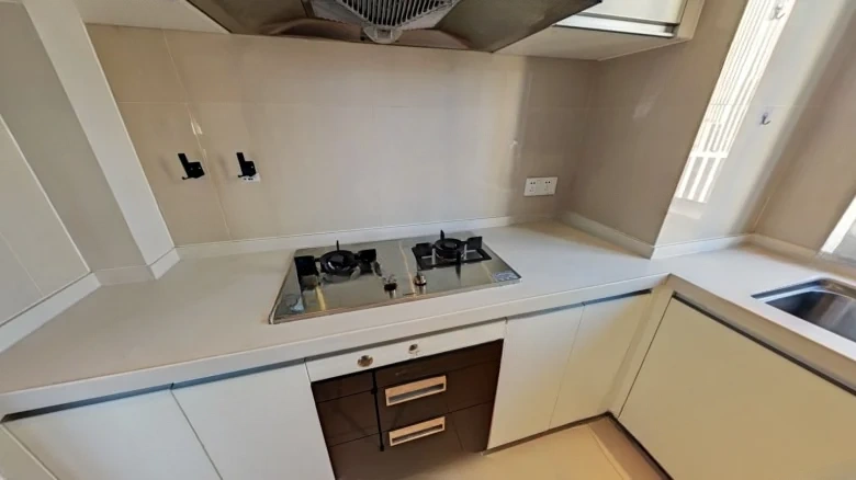 Gentleman's Residence Name Court - View 9