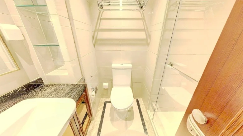 Elegant Ode Residence - View 19