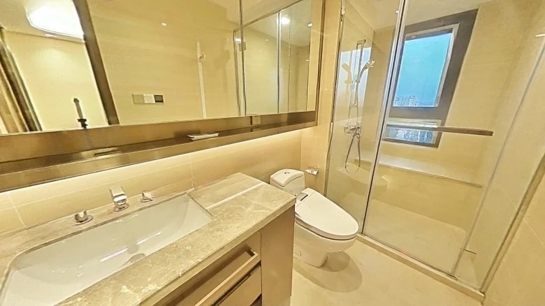 Platinum Delight Rhinoceros Lake - View 9