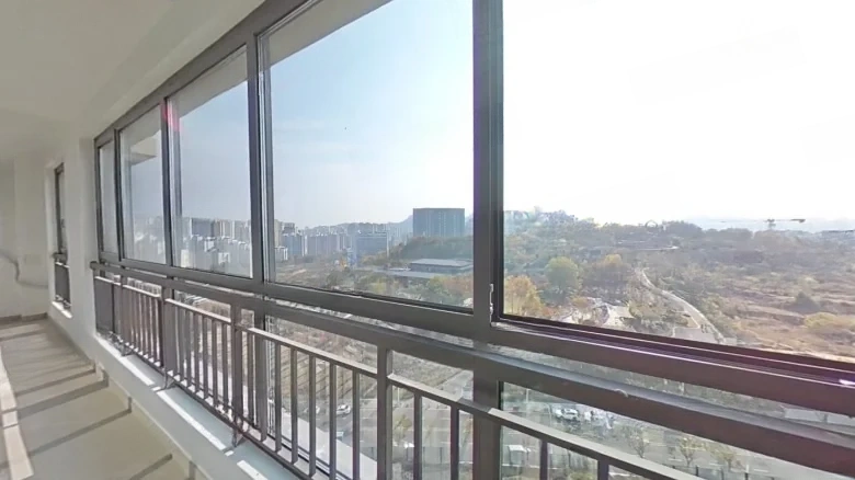 Silent Wave Mountain - View 14