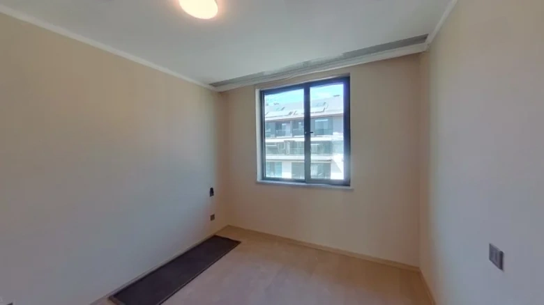 Jinxi Puteți nota că traducerea unor termeni chinezesi specifici sau brand names pot nu reflecta una și singură traducere standardizată în engleză. În plus, - View 5