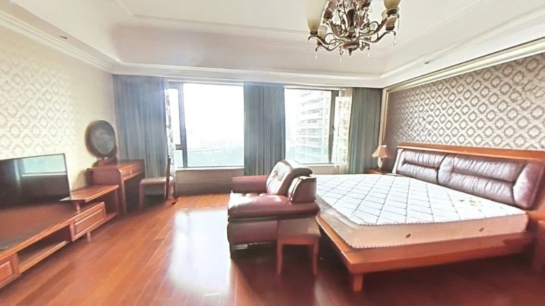 Kowloon Wharf Heavenly Peninsula - View 4