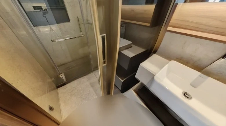 Forest Edge Lan Manor - View 9