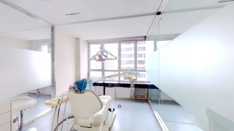 Dalian Wanda 39 Carats - View 2