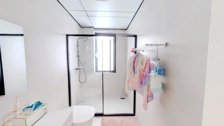 Era Lake Manor - View 9