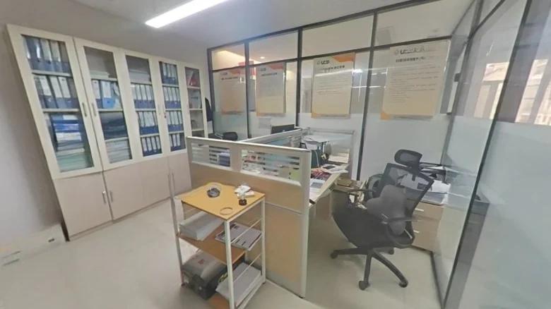 Floral Fragrance Overflowing City - View 2