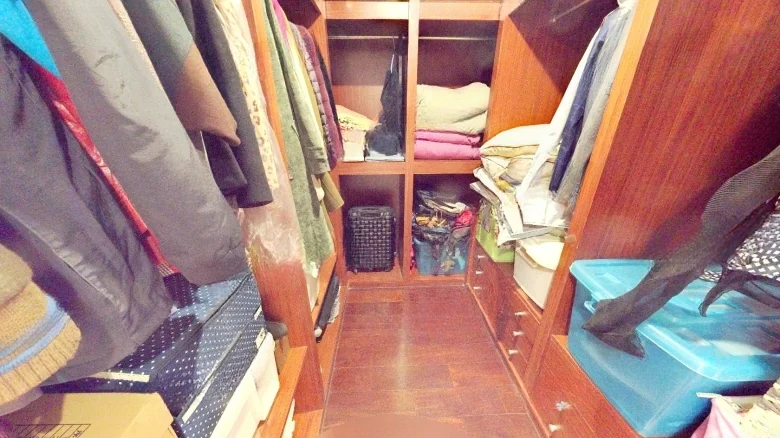 Elegance Ode Residence - View 16