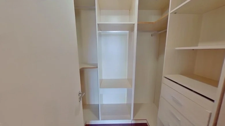 View Lake International - View 18