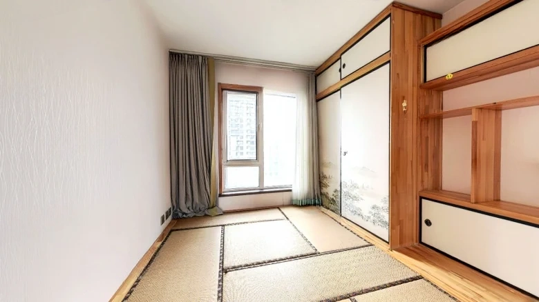 Imperial View New World - View 2