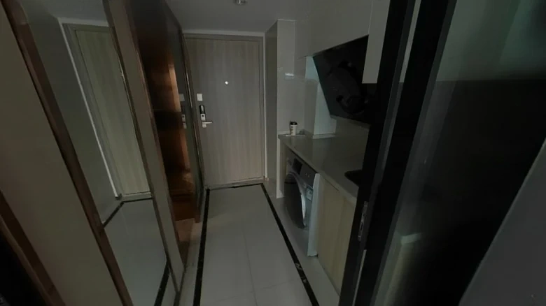 Oceanside Bund No. 1 - View 4