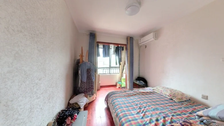 Mount Teacher North Street 8 Courtyard - View 2