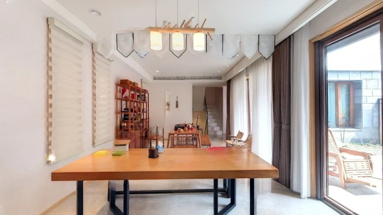 Elegant Retreat South Mountain - View 5