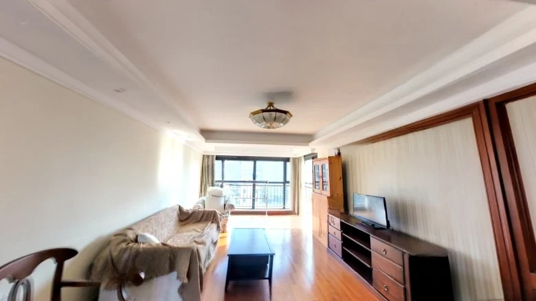 Erect House Fragrant Continent - View 4