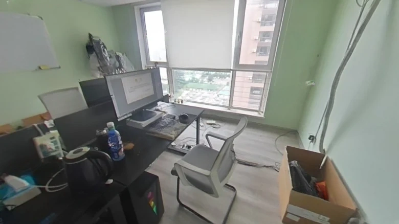 7080 Center Square - View 10