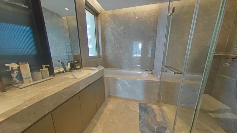 Yangtze Regal Residence - View 10