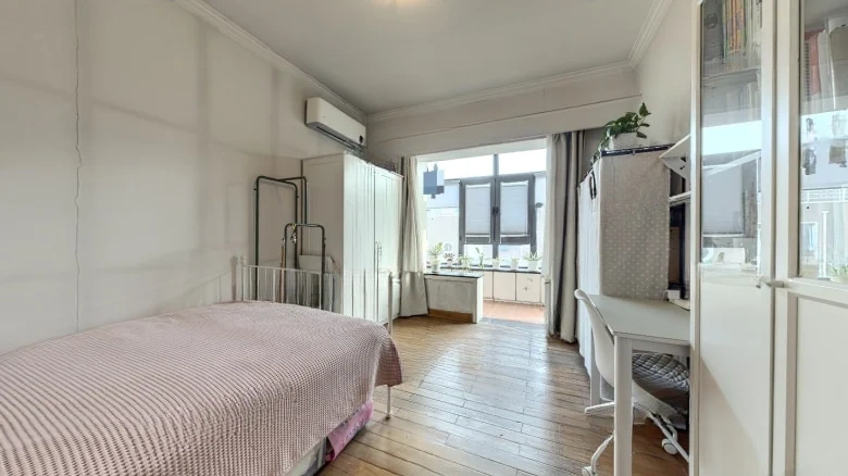 Yuanmingyuan Garden Villa - View 2