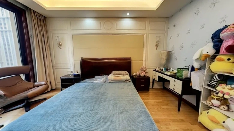 Tianshan Nine Peaks - View 2