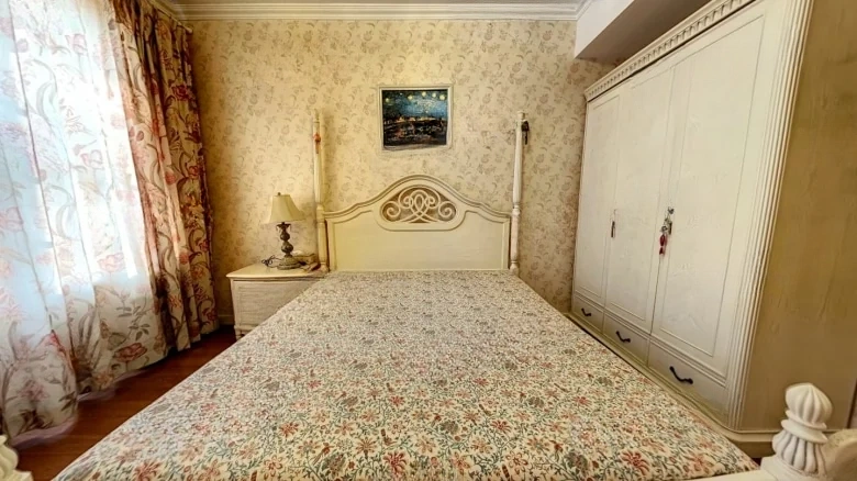 Eton Garden - View 5