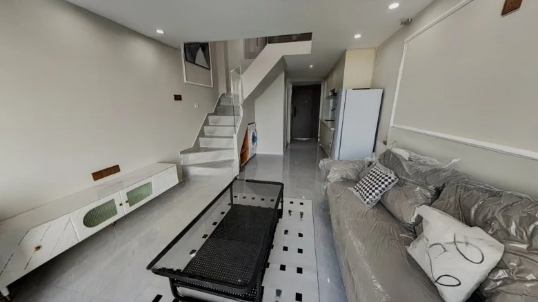 Zhuoyue Zhonghuan - View 4