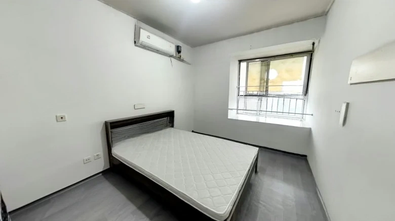 Lingxiu Jinpin Huayuan - View 2