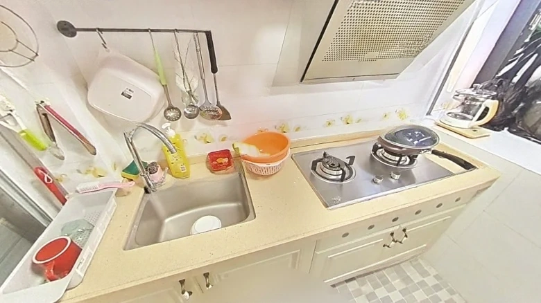 Jade Embraced Splendor Peak Style - View 5