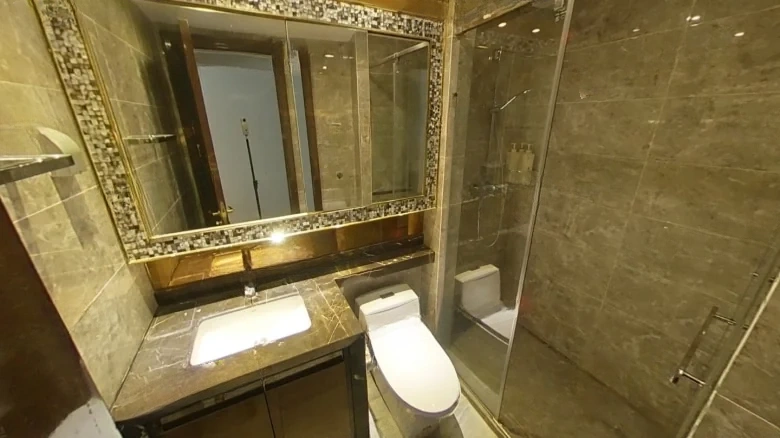 Evergrande Plaza - View 9