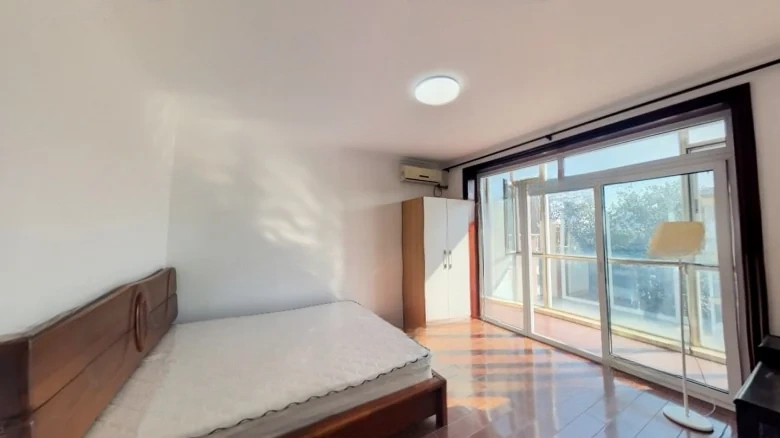 Scholar Grove Garden - View 2