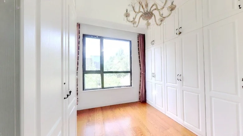 Wealth Garden - View 2